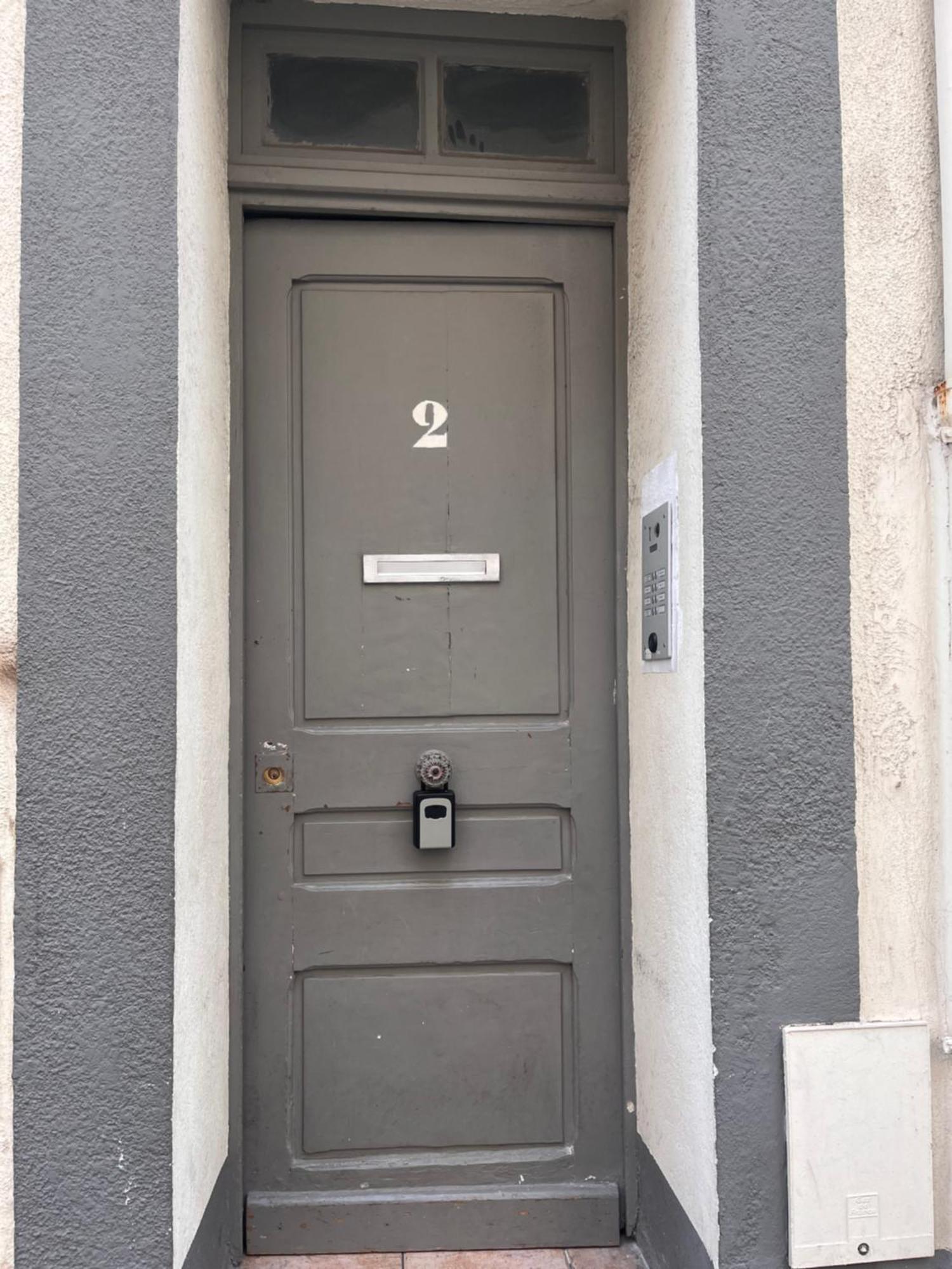 « Le Madeleine » Apartment Marseille Luaran gambar